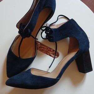 Adrienne Vittadini size 7.5